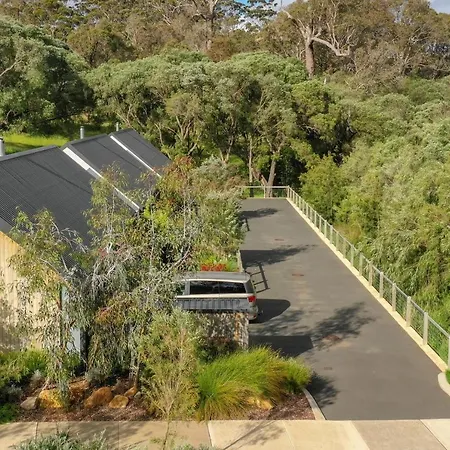 Margaret River Bungalow-1-Street - Pet Friendly-2